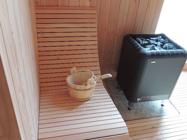 sauna.JPG